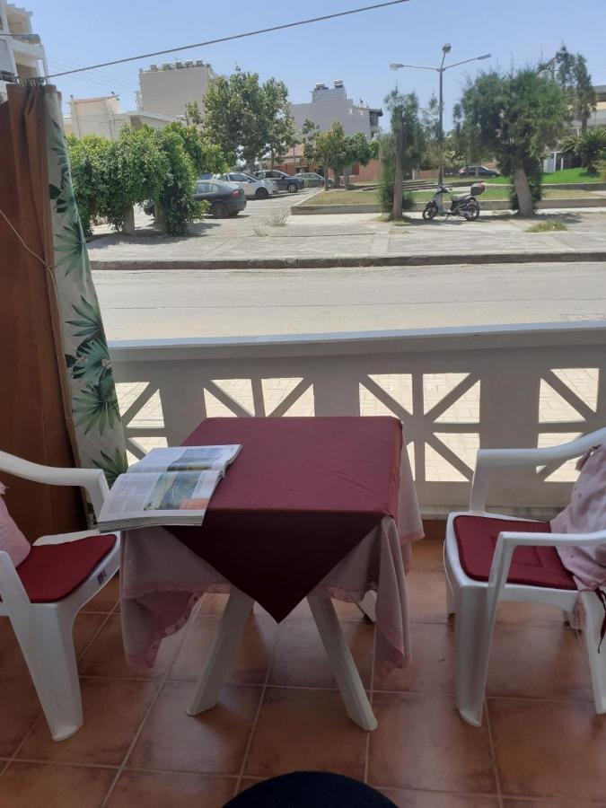 Tzil Home Kyparissia Zewnętrze zdjęcie