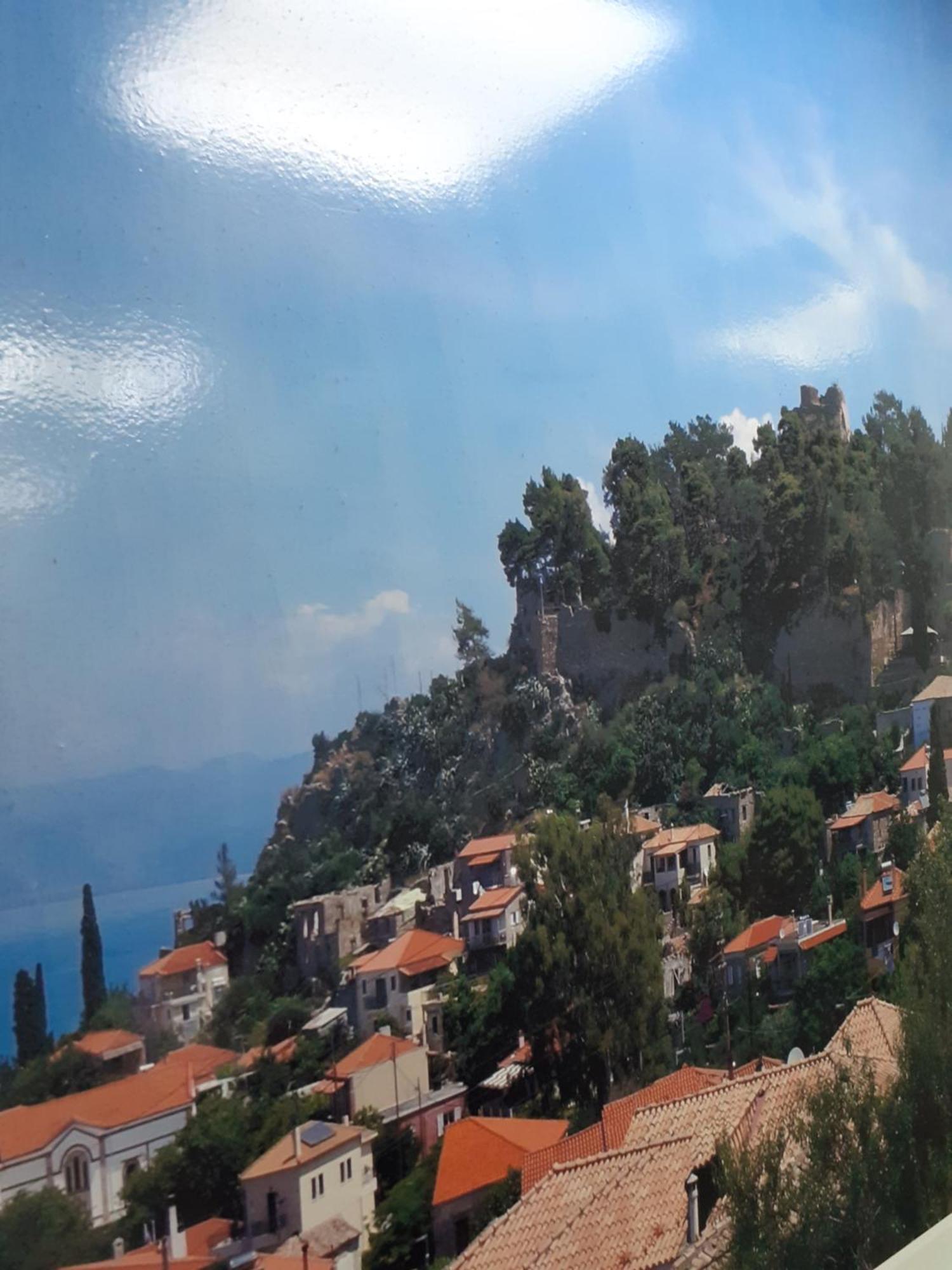Tzil Home Kyparissia Zewnętrze zdjęcie